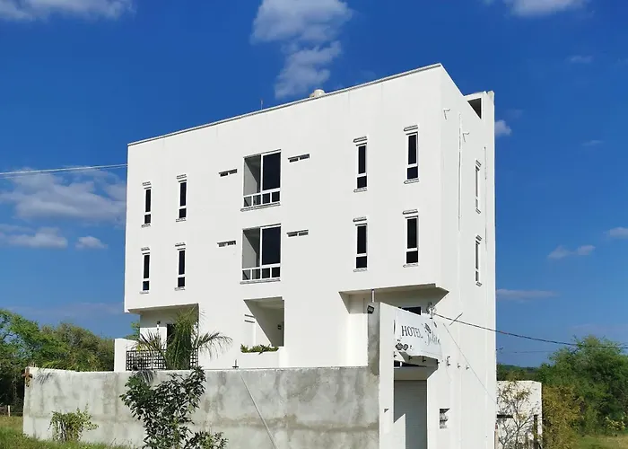 Hotel Yolita