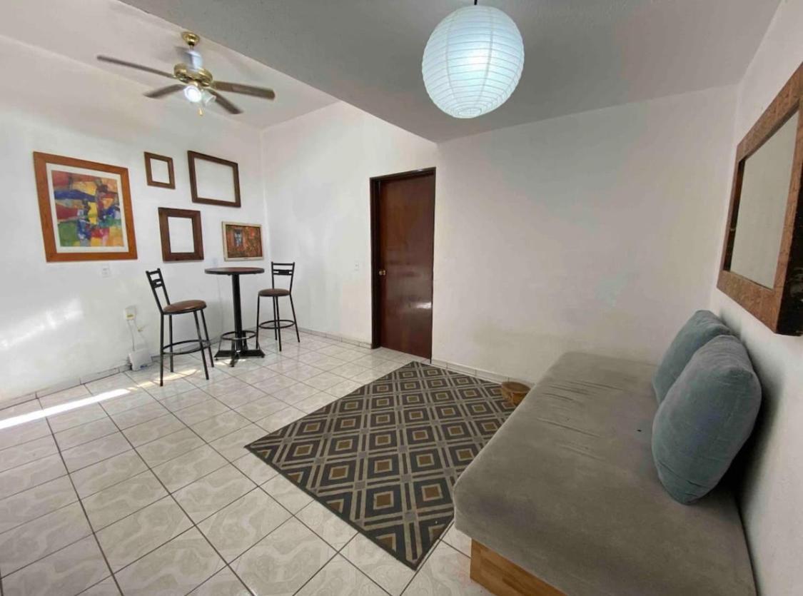 Maison Carmona - Departamento Privado Economico - Centro Historico Apartment
