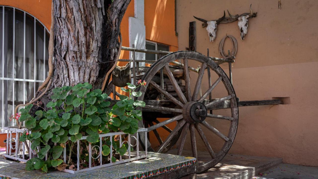 Bugambilias Hotel
