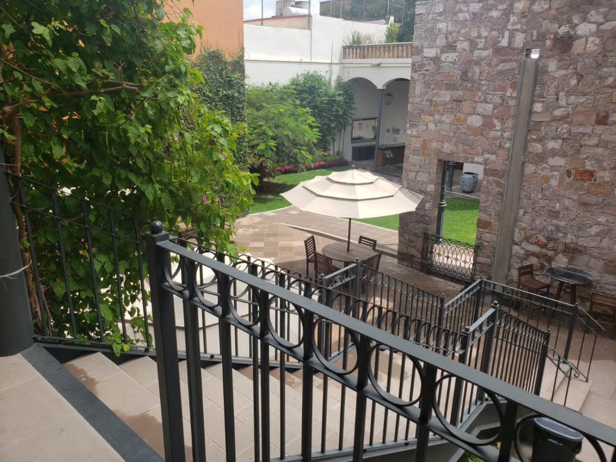 Arista 1026 Hotel San Luis Potosí