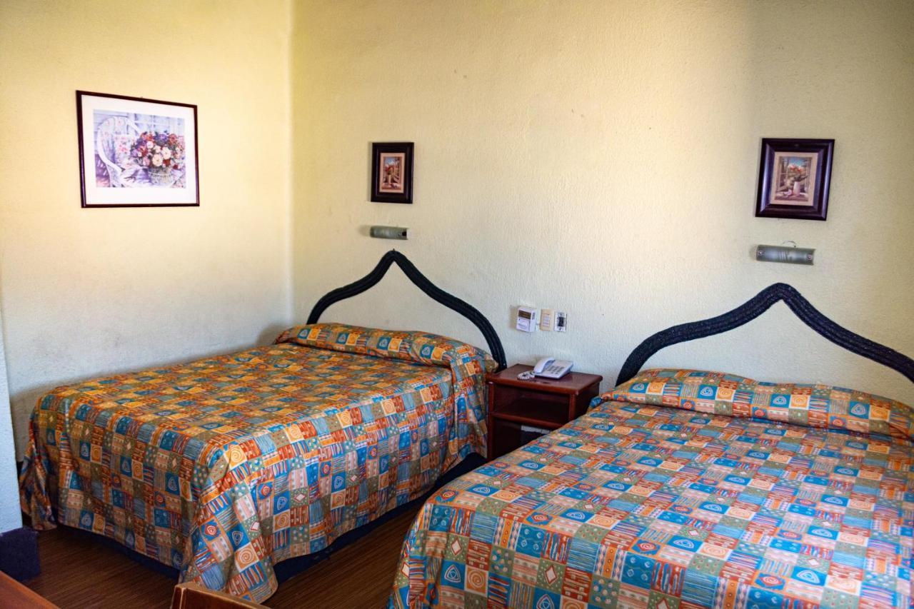 Hotel Guadalajara 2*