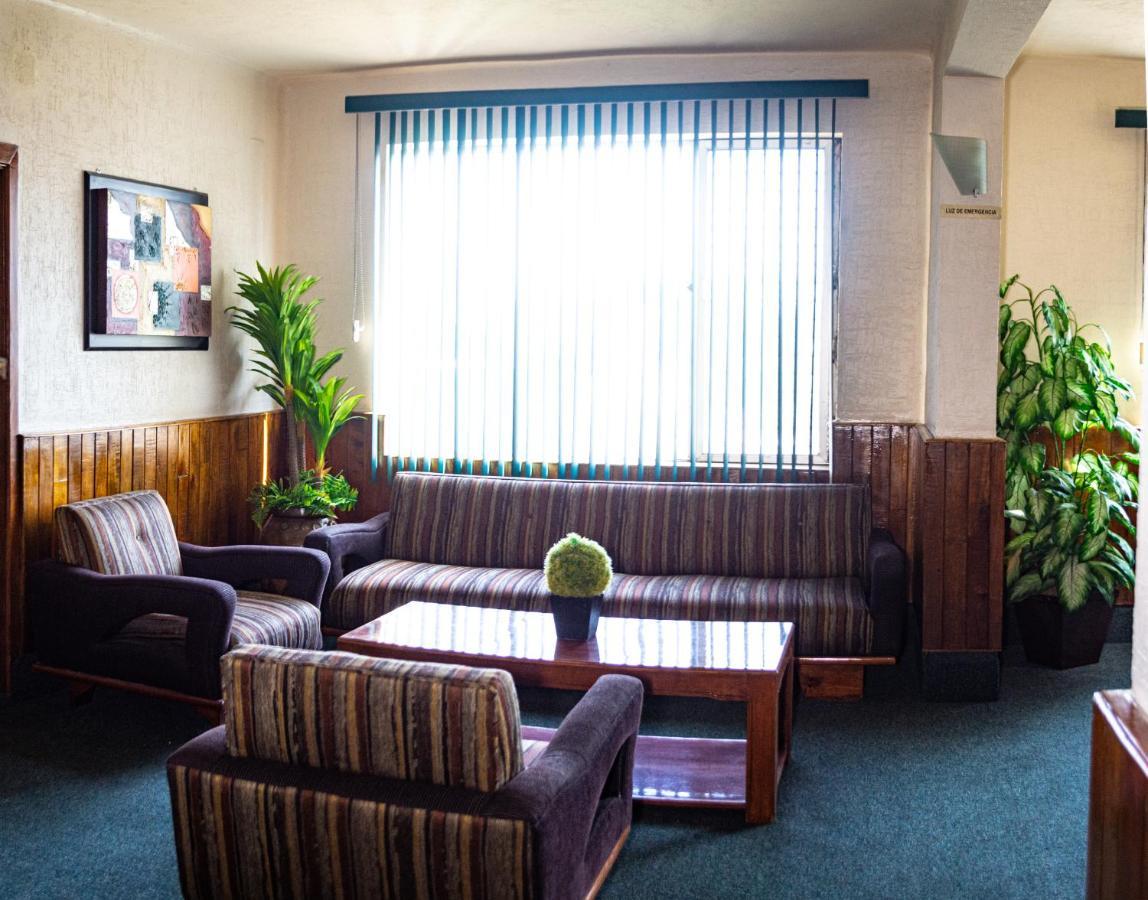 Guadalajara Hotel 2*
