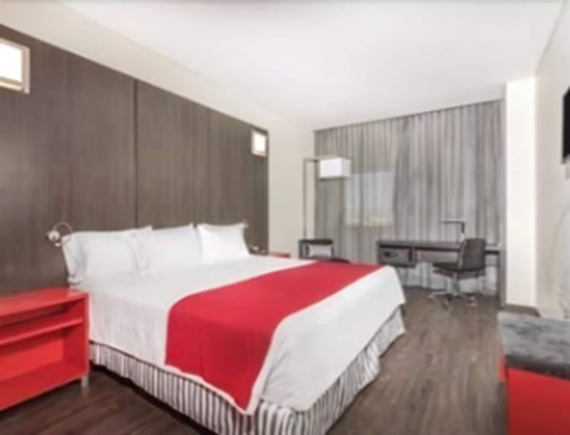 Hotel Ramada Encore 3*