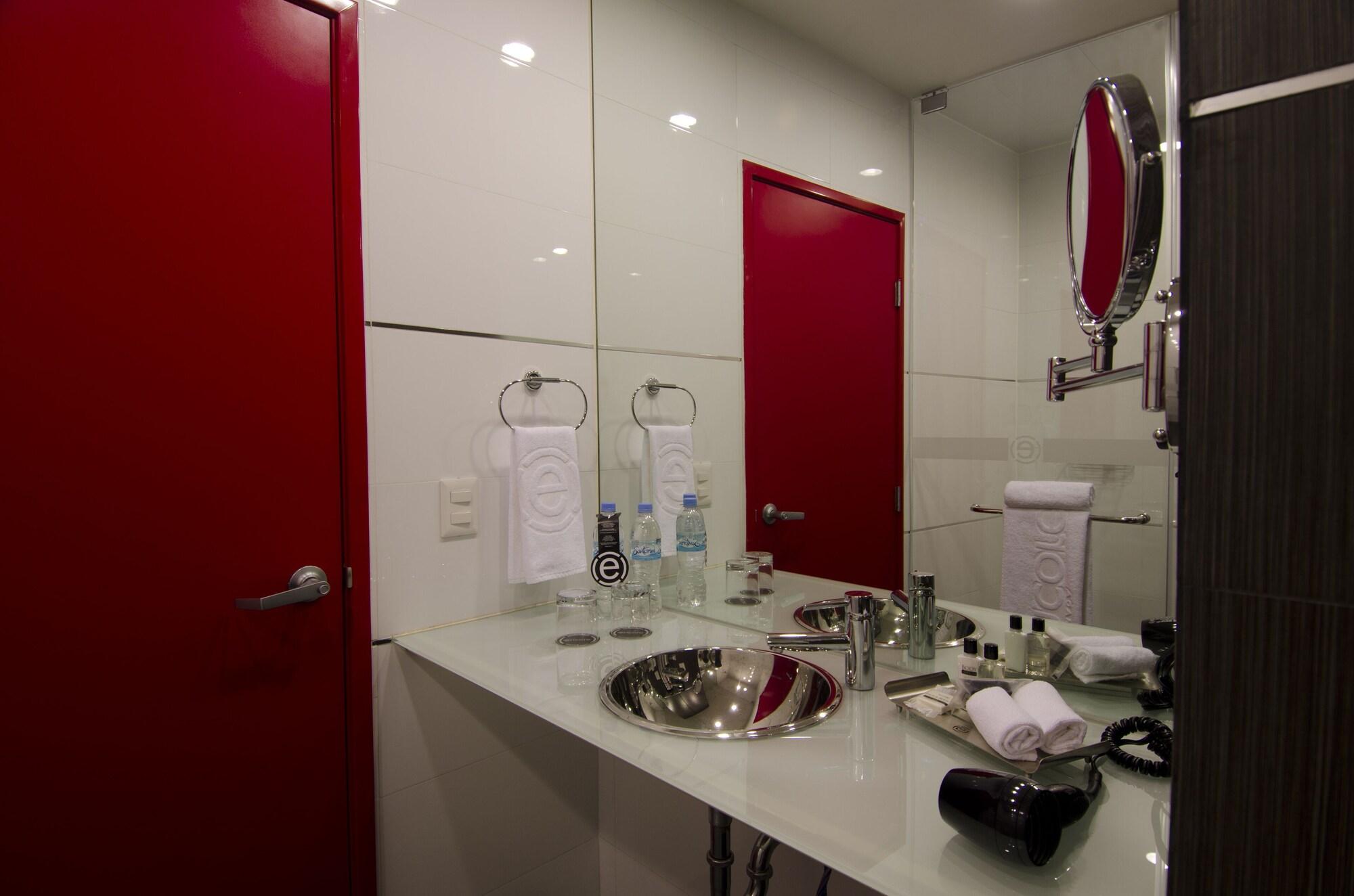 Ramada Encore Hotel 3*