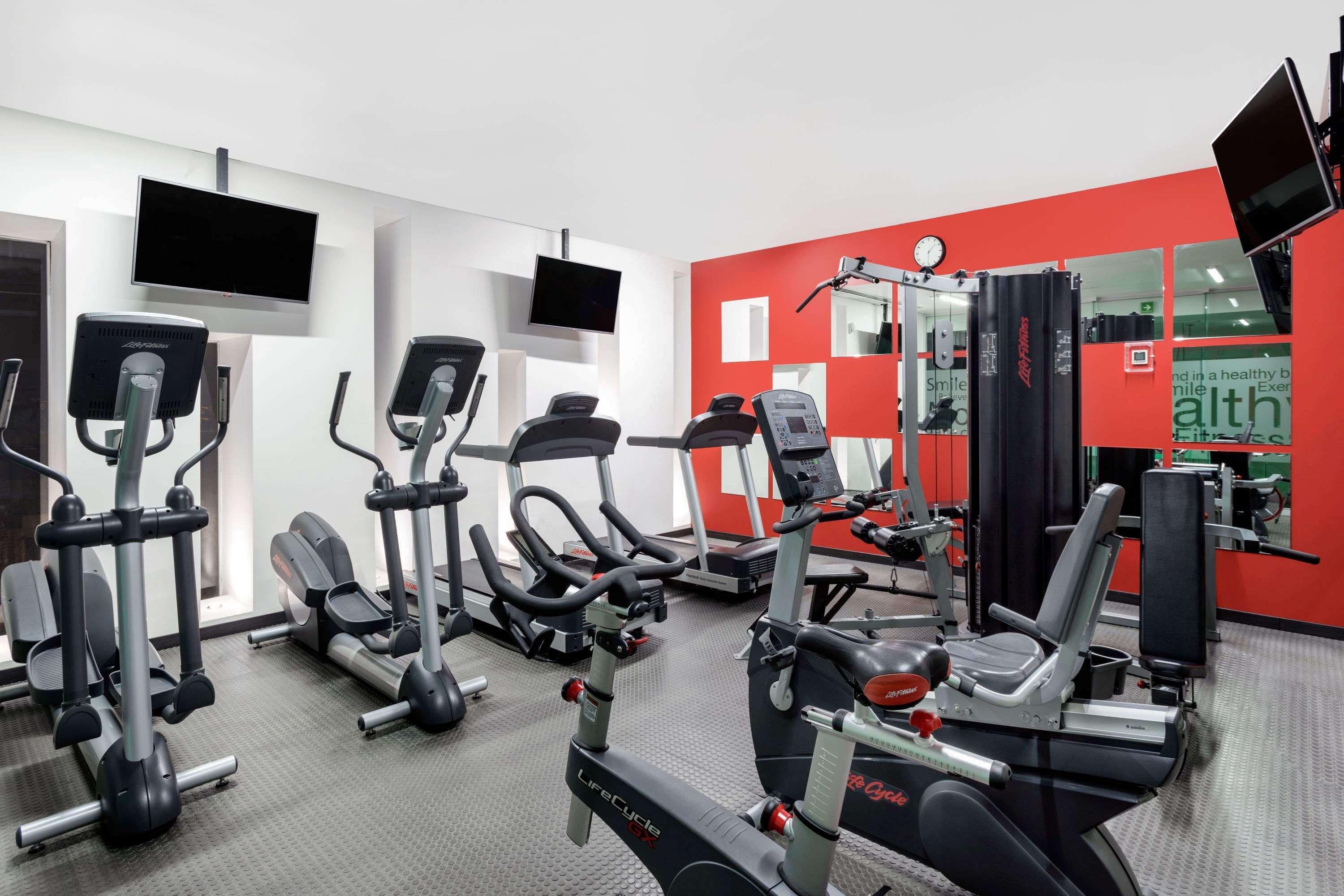 Ramada Encore Hotel 3*