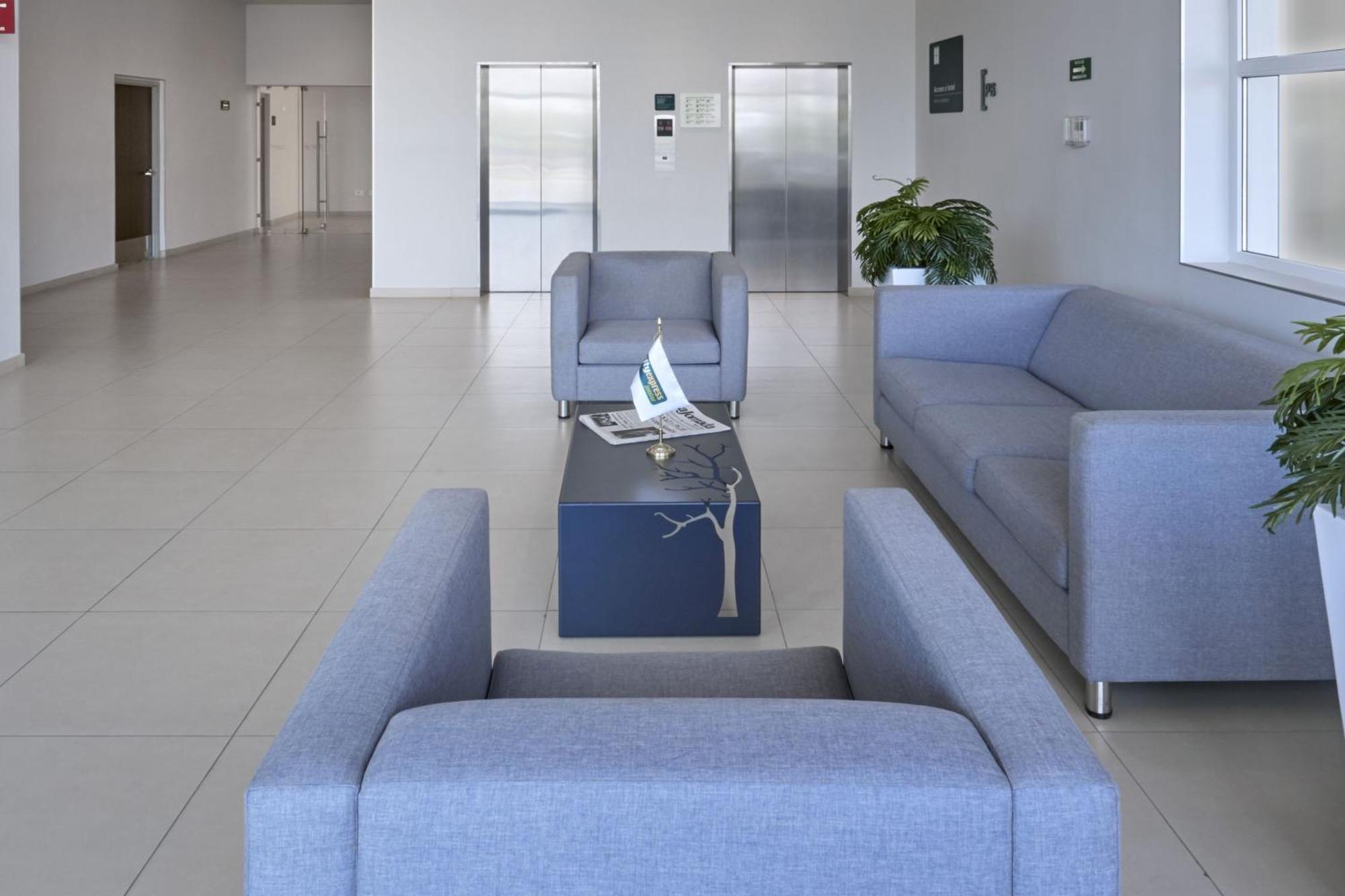 Hotel Express Junior By Marriott Carranza San Luis Potosi