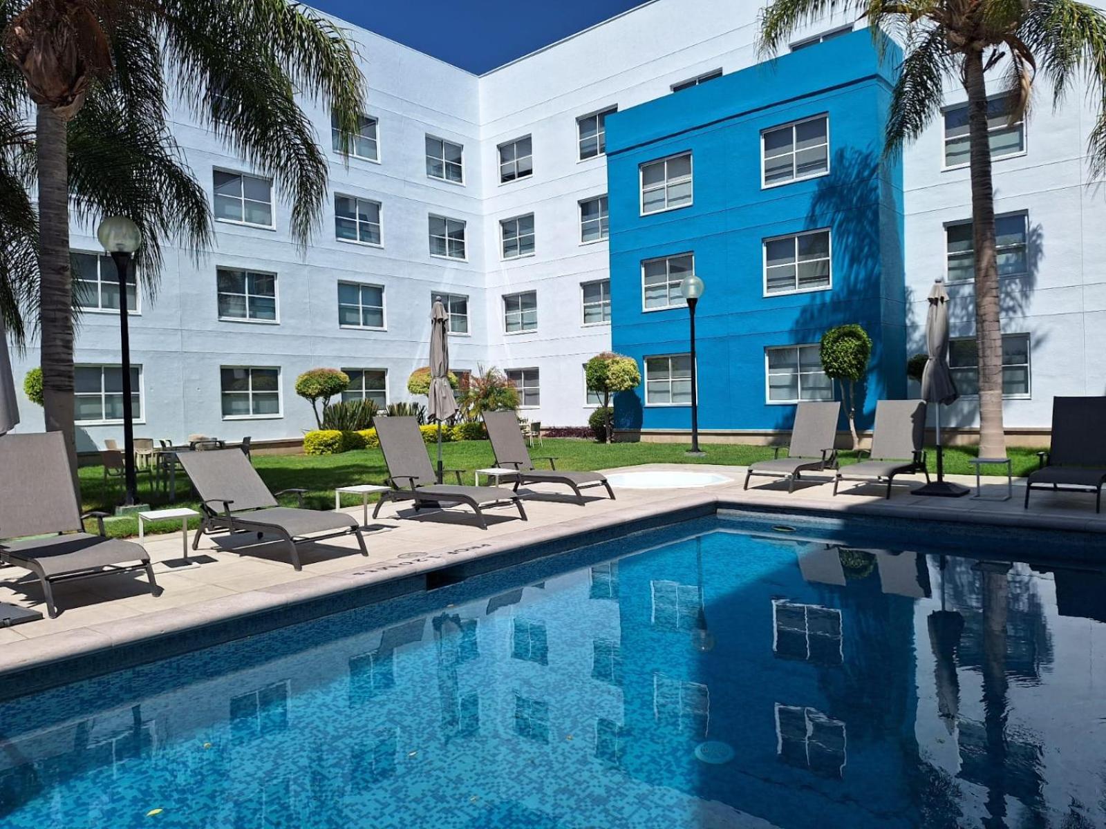 Sierra By Hp Hotel