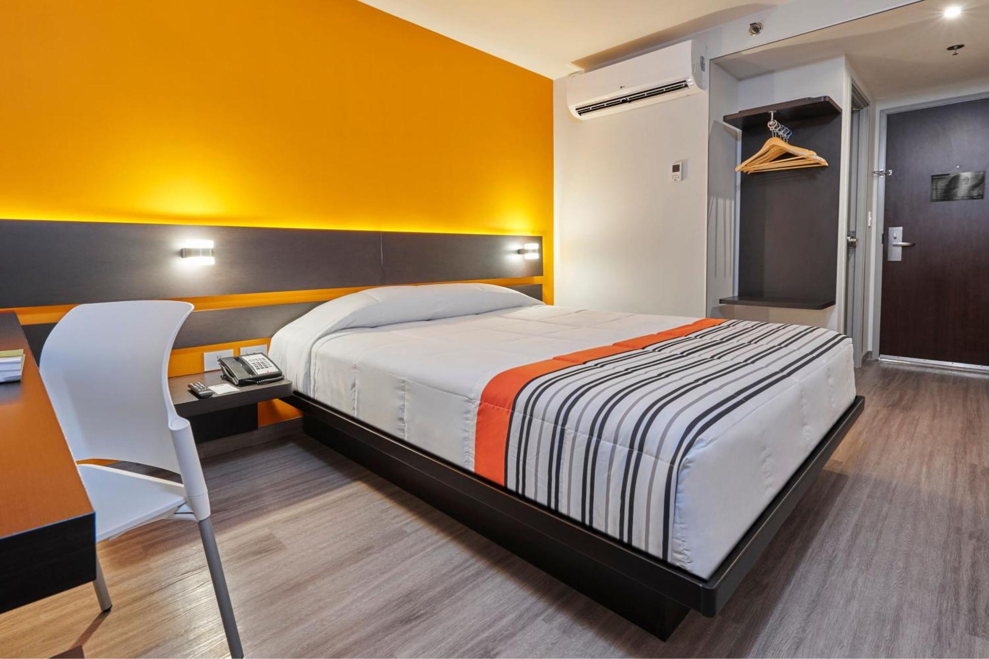Express Junior By Marriott Carranza