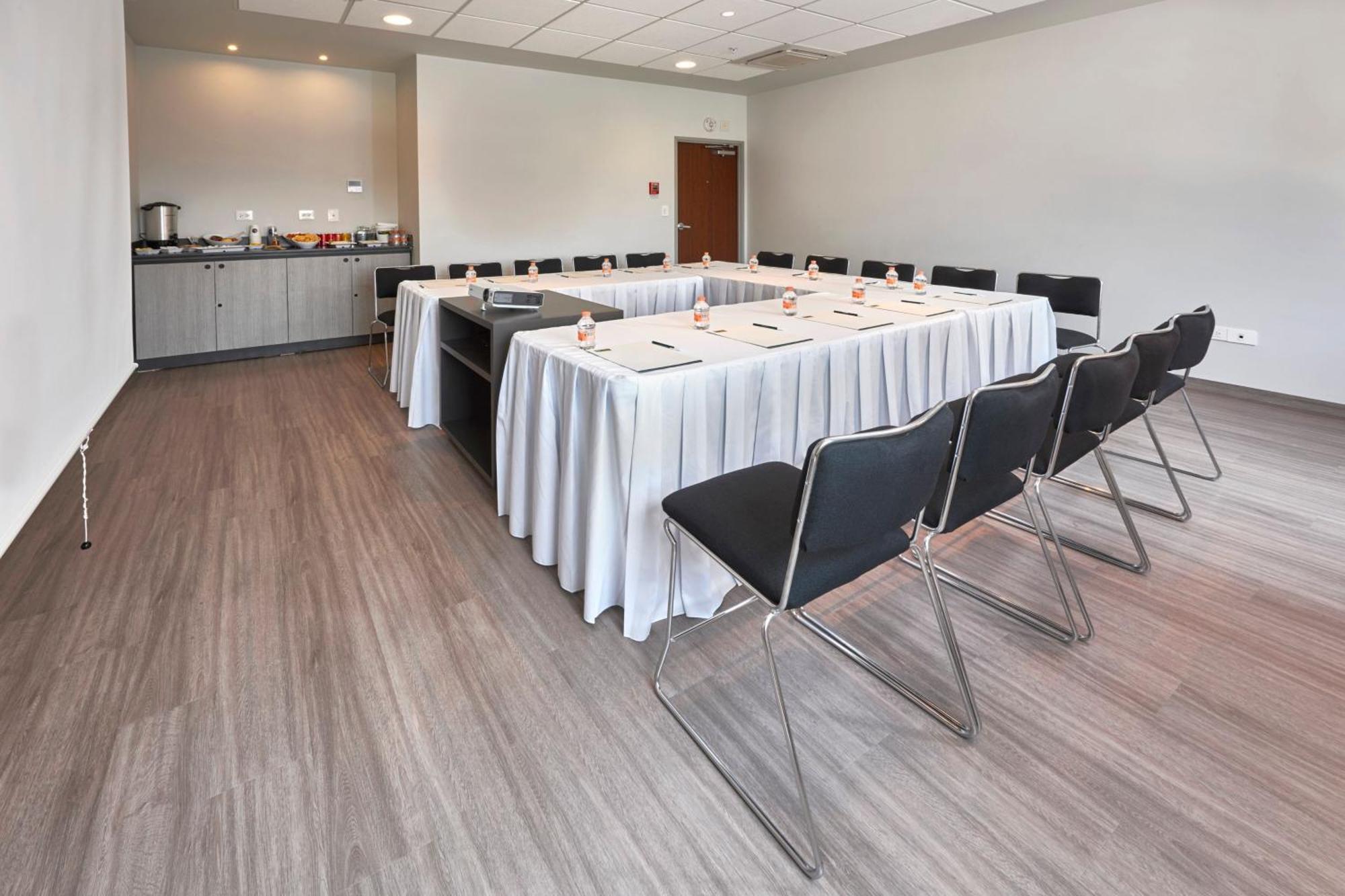 Express Junior By Marriott Carranza San Luis Potosi