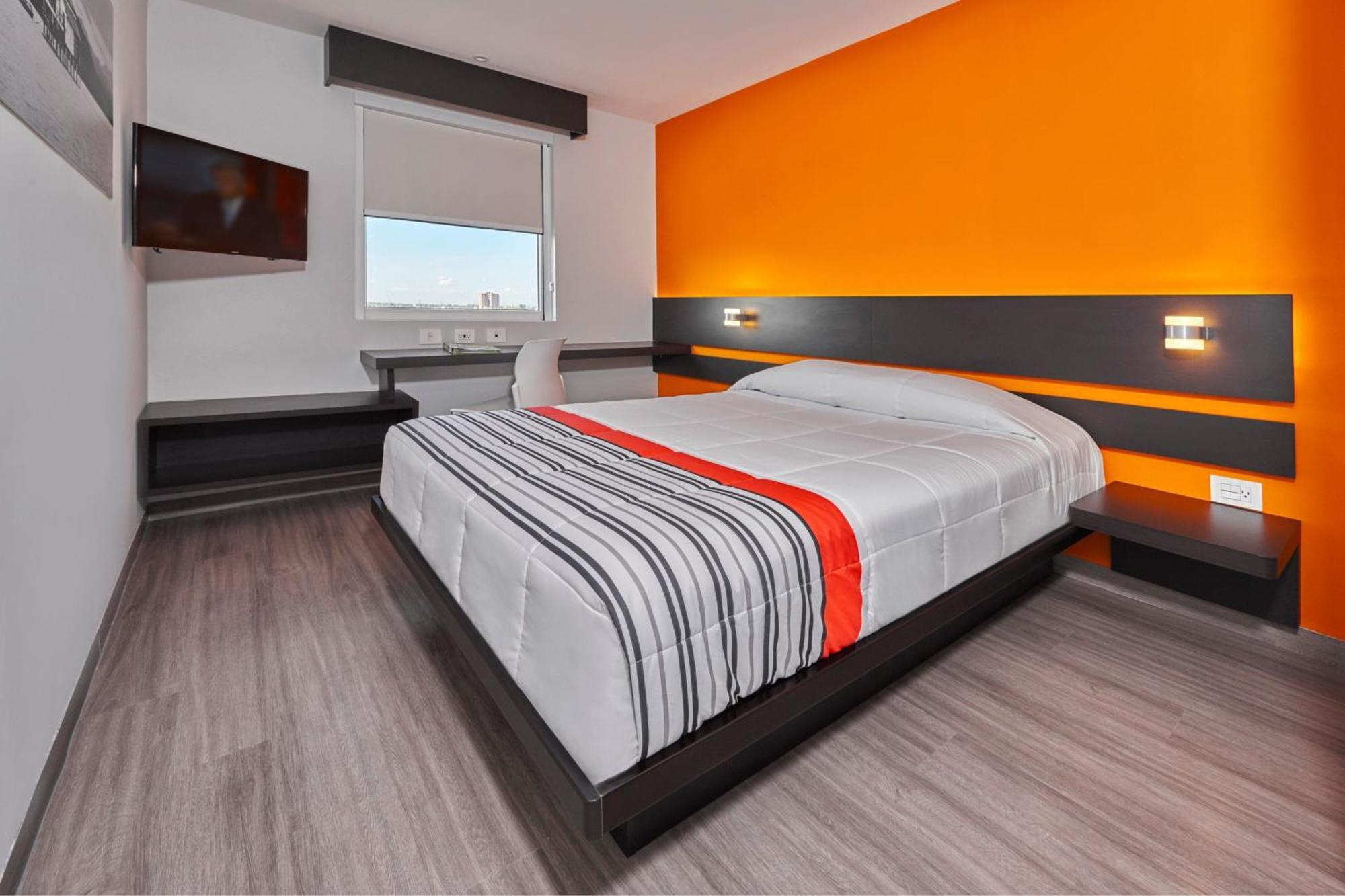 Express Junior By Marriott Carranza Hotel