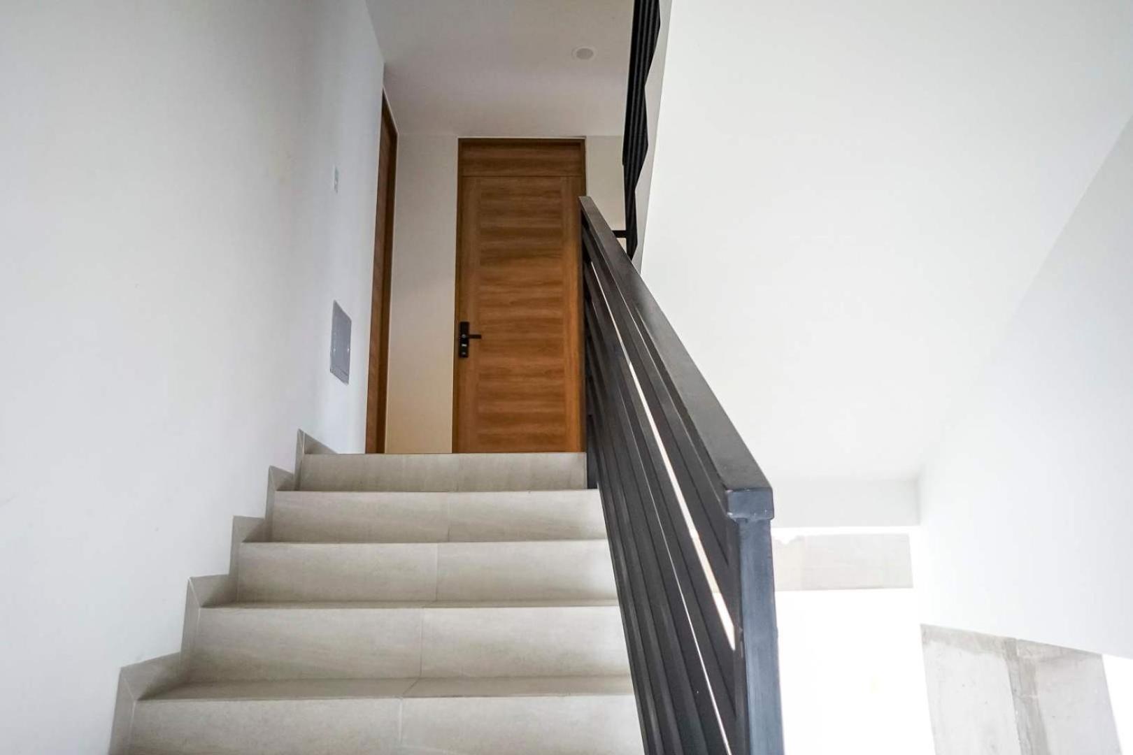 Modern 1br With Smart Access & Parking Apartamento
