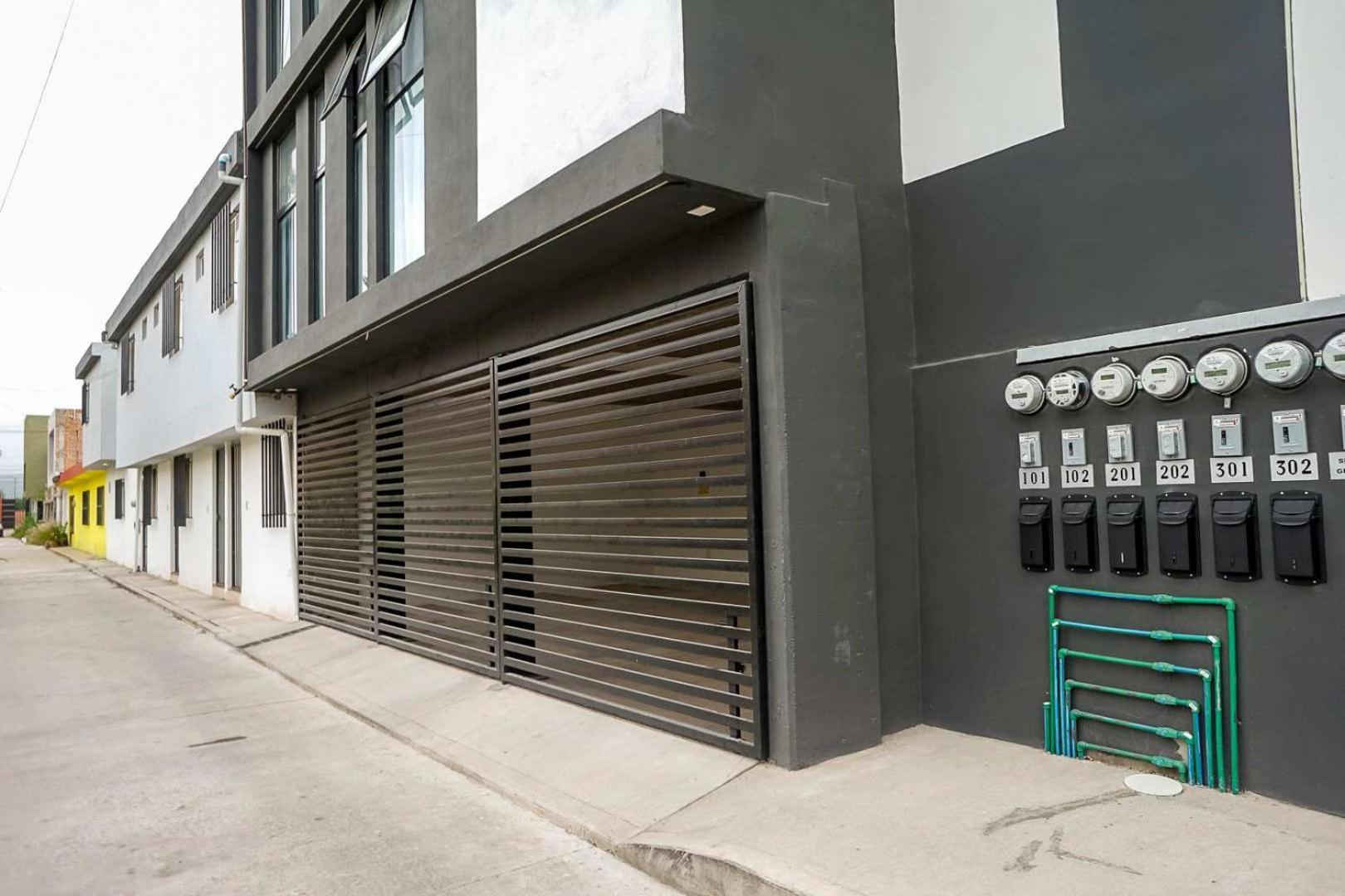 Apartamento Modern 1br With Smart Access & Parking