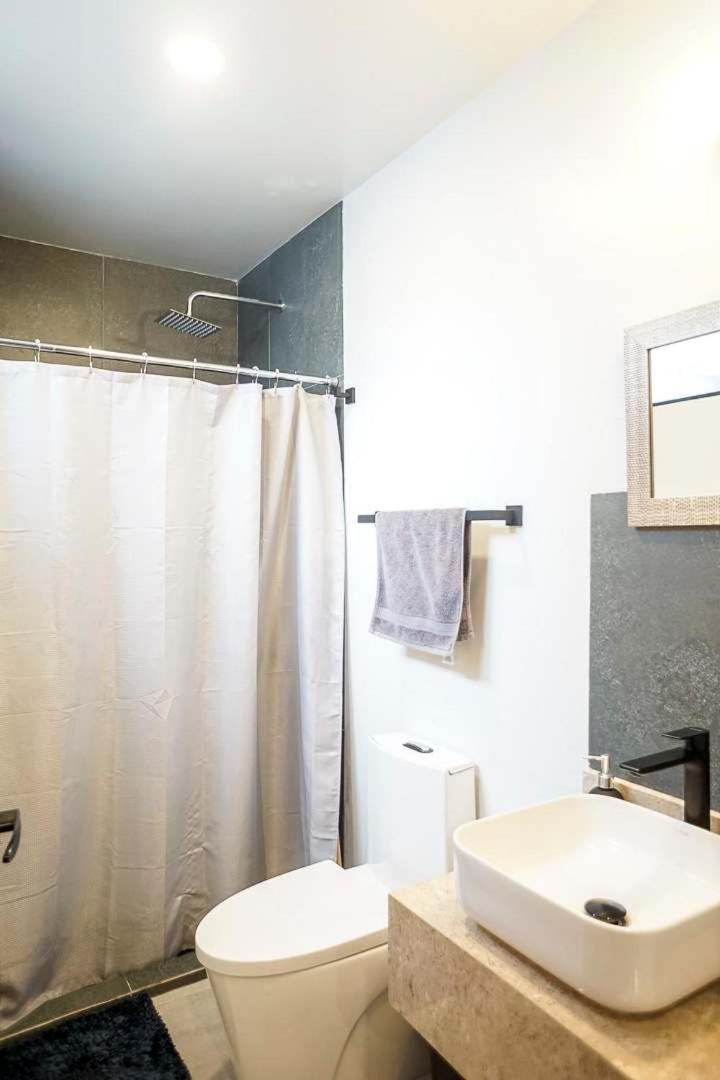 Modern 1br With Smart Access & Parking