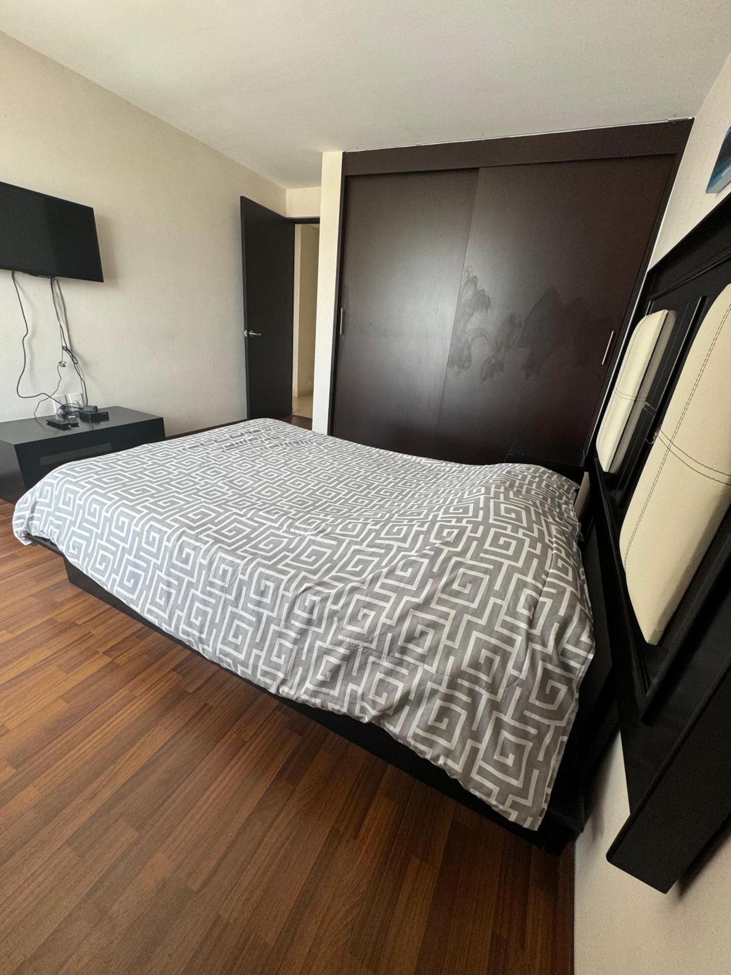 Amplio Departamento Con Balcon *