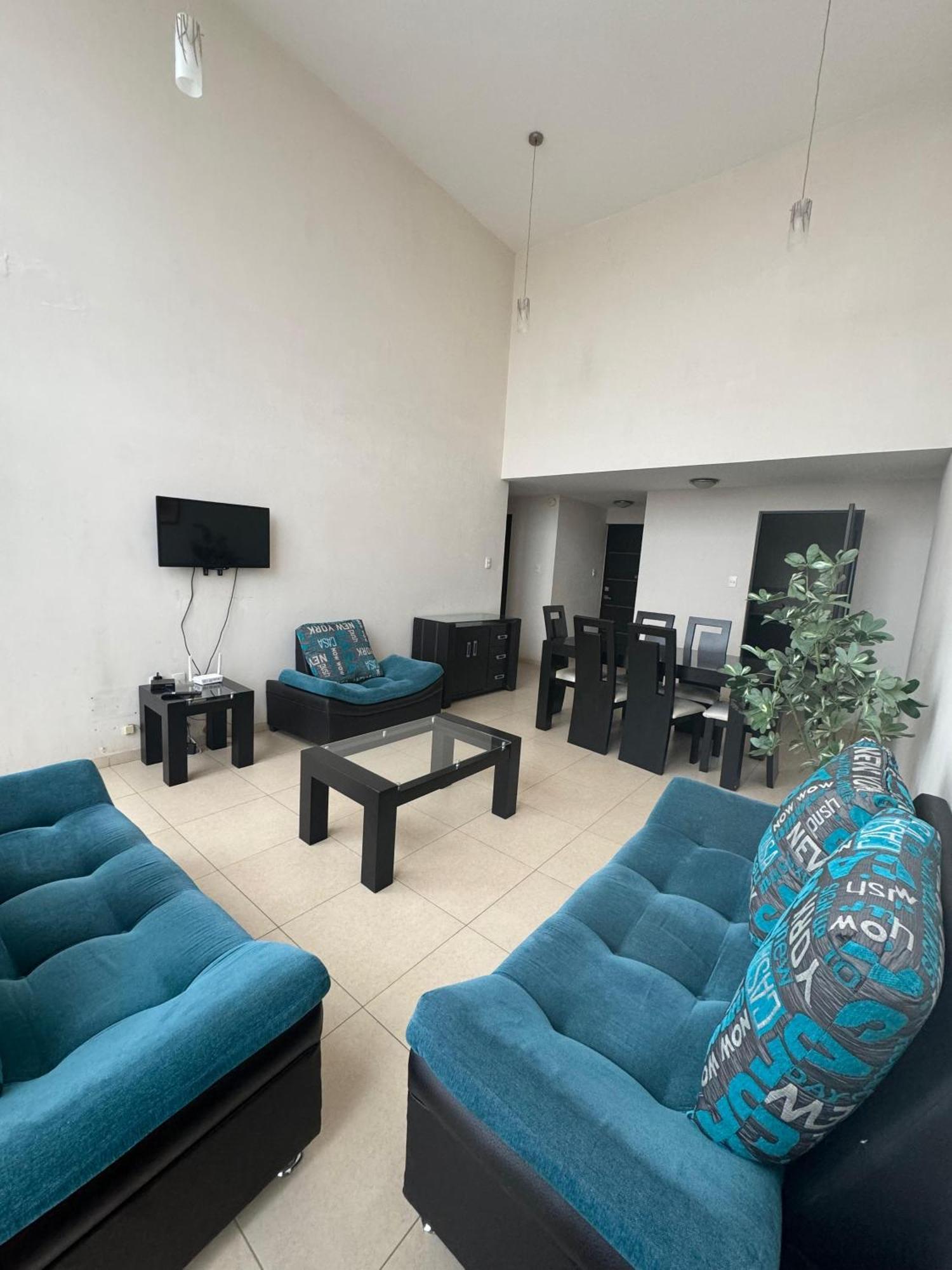 Amplio Departamento Con Balcon Apartamento *