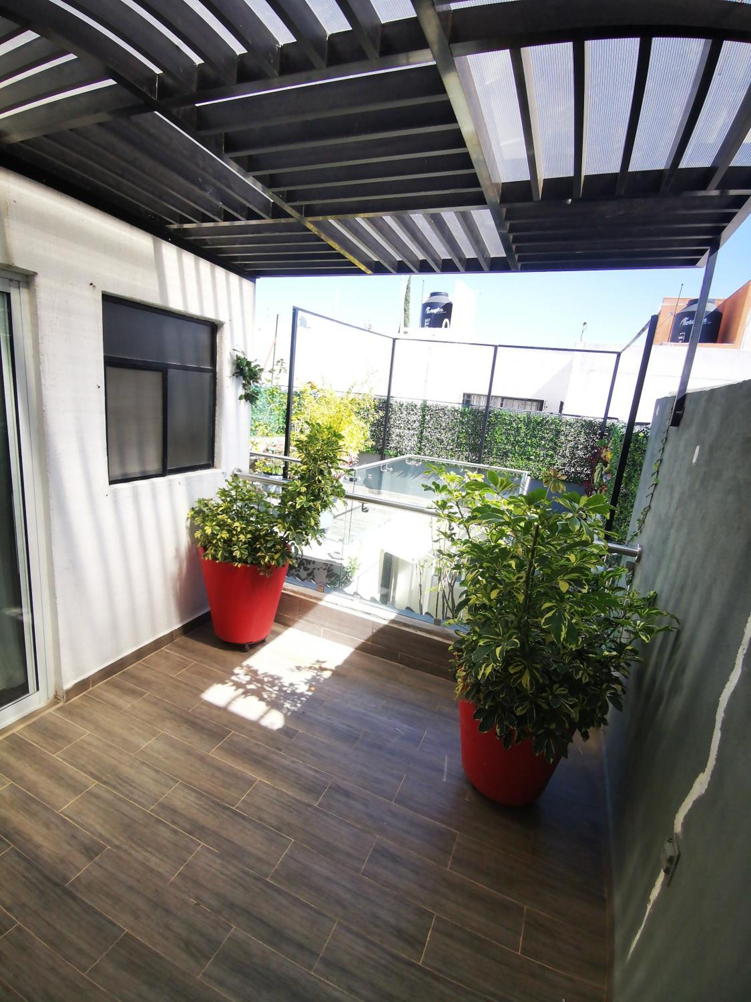 Casa *