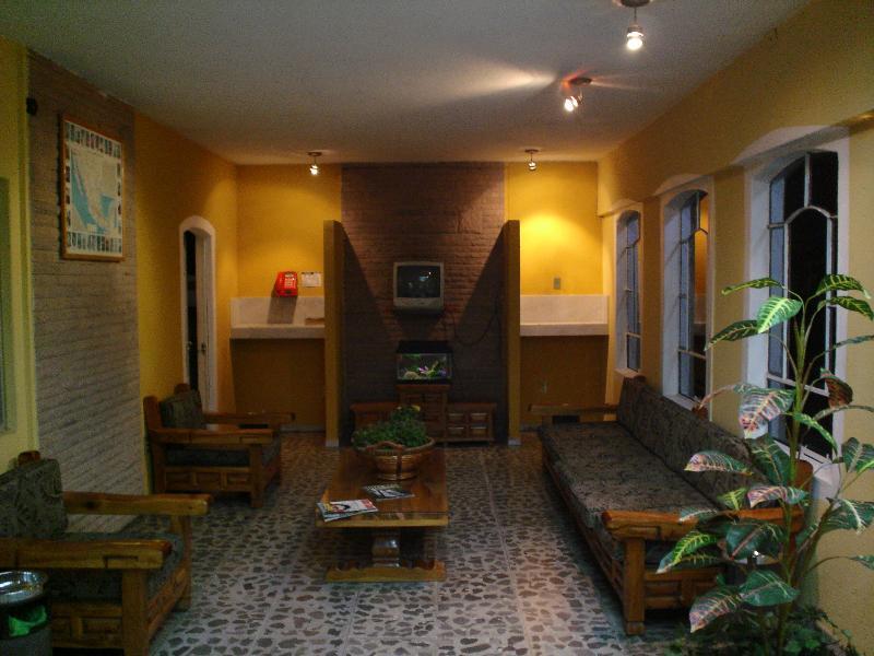 San Luis Hotel 2*