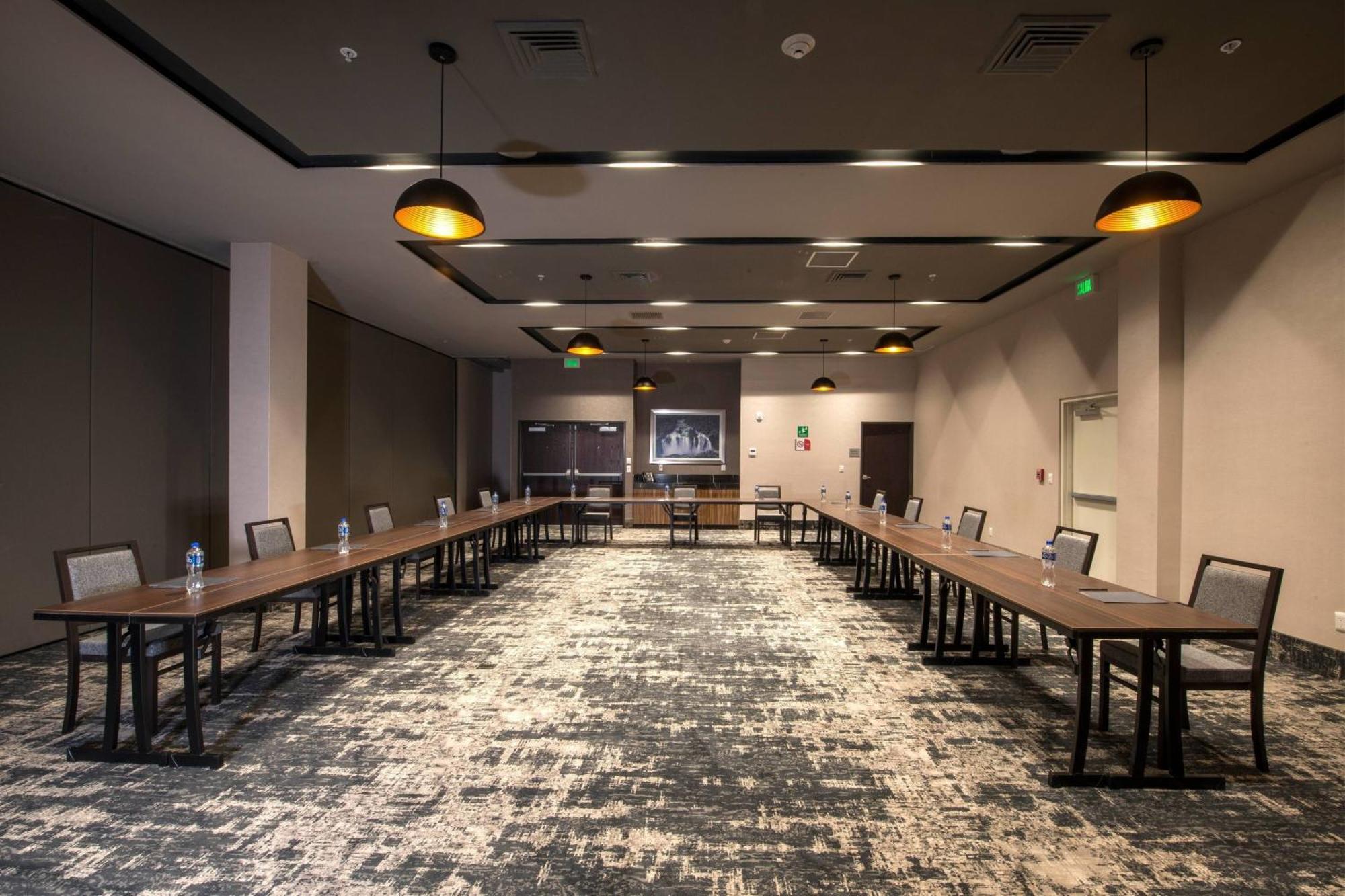 Courtyard By Marriott San Luis Potosi, Lagos San Luis Potosi
