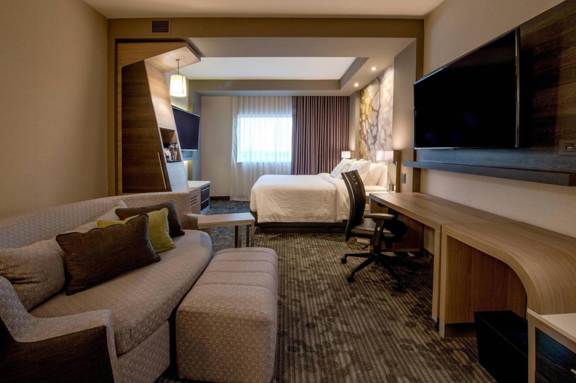 Courtyard By Marriott San Luis Potosi, Lagos Hotel