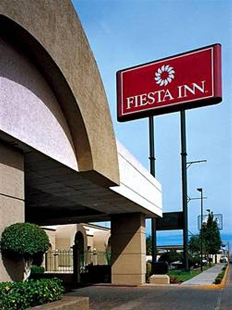 Fiesta Glorieta Juarez Hotel San Luis Potosi
