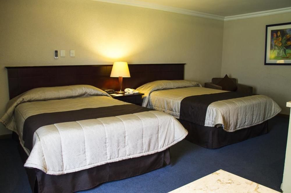 Hotel La Y 4*