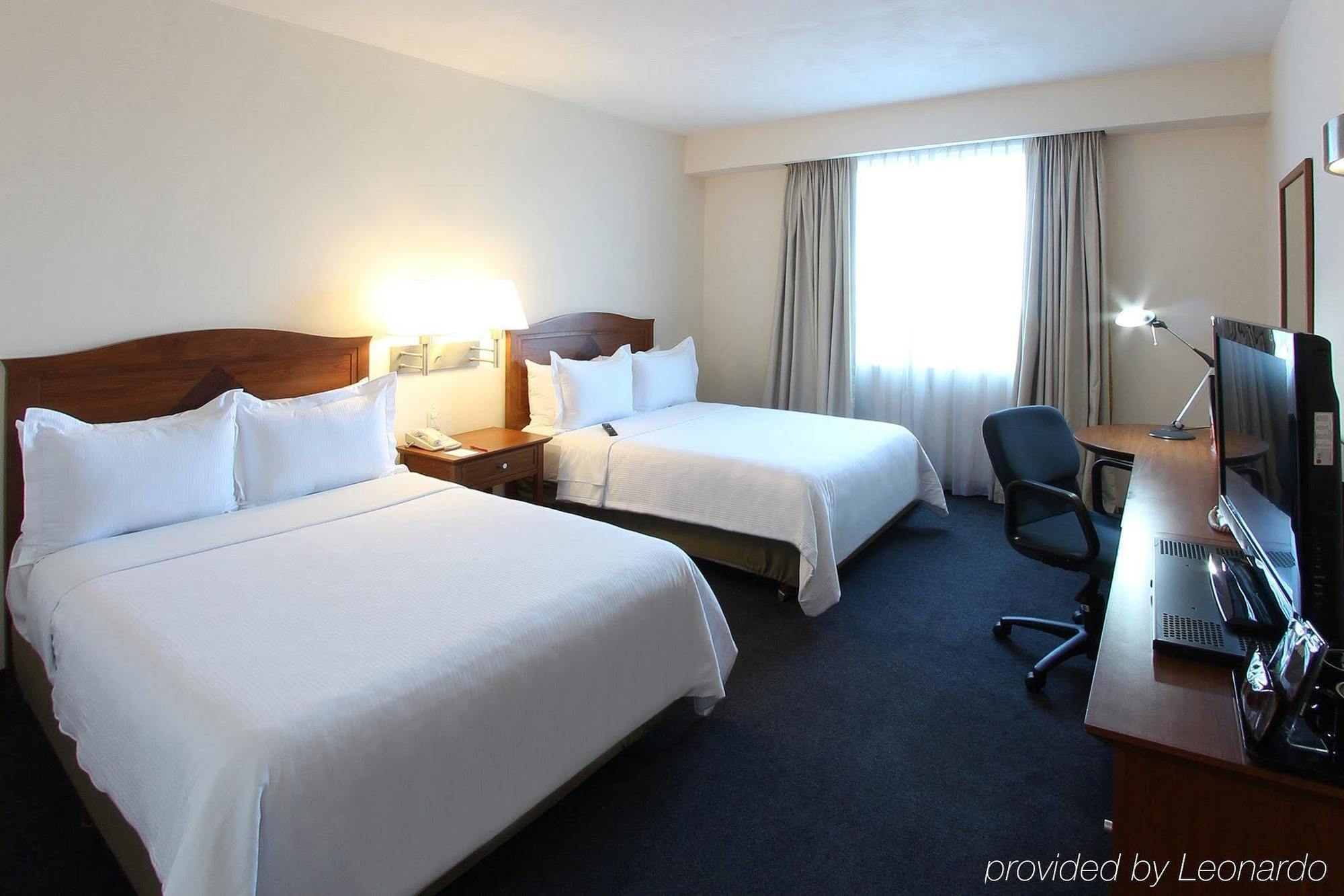 Hotel Fiesta Express Oriente
