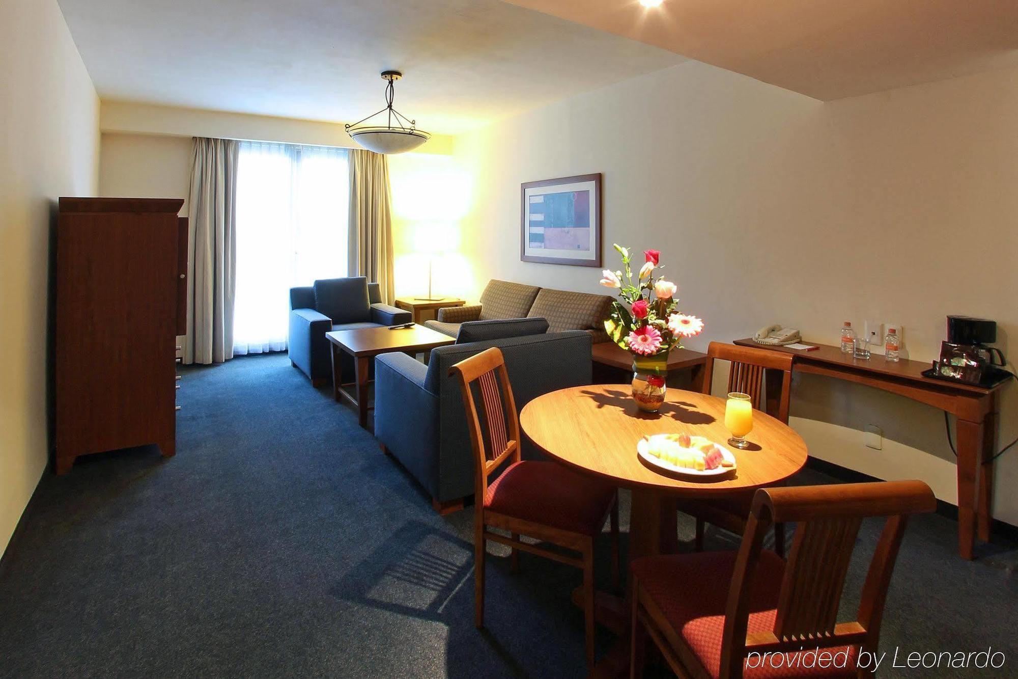 Fiesta Express Oriente 4*