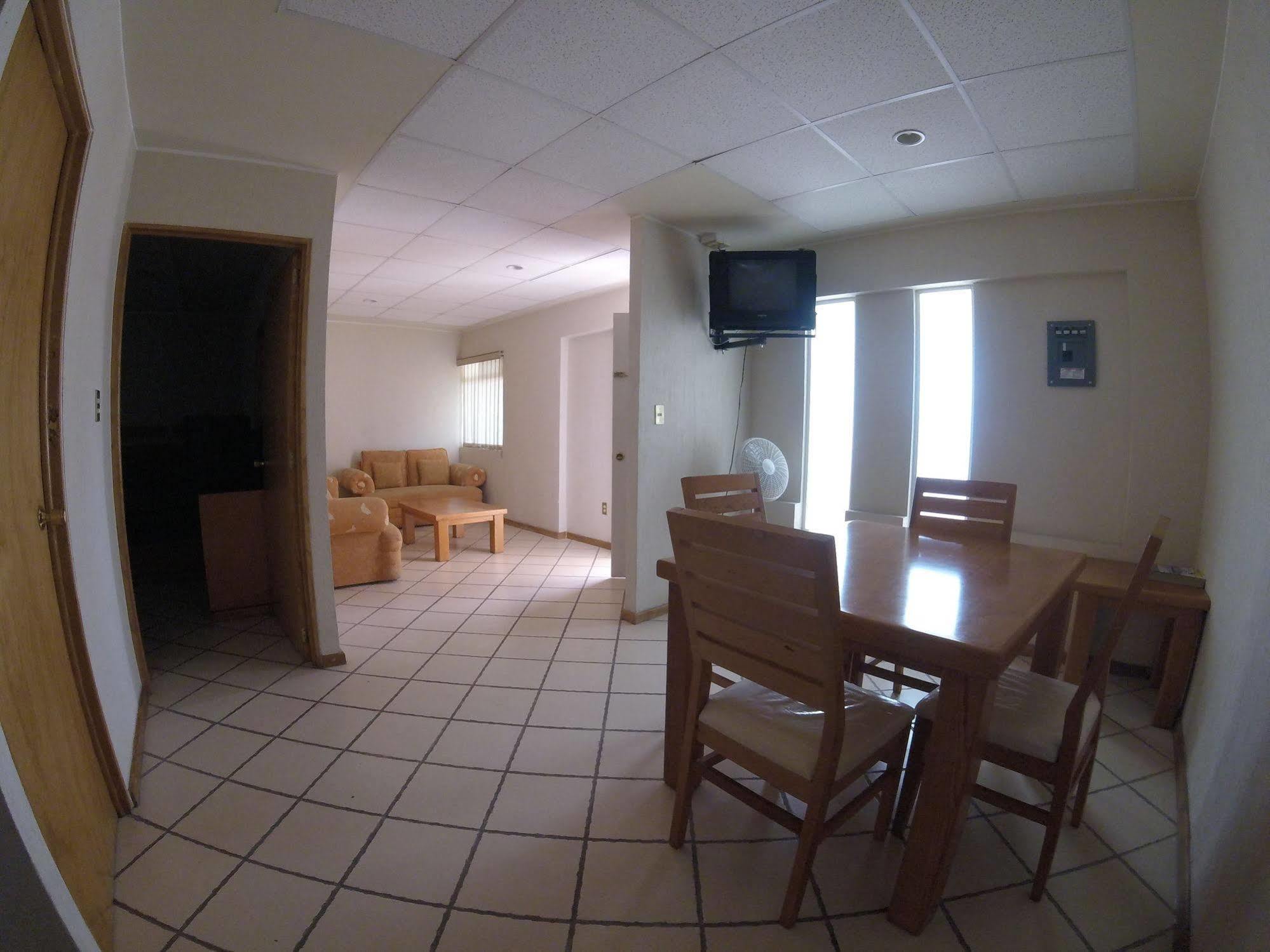 Hotel & Suites Victoria San Luis Potosi