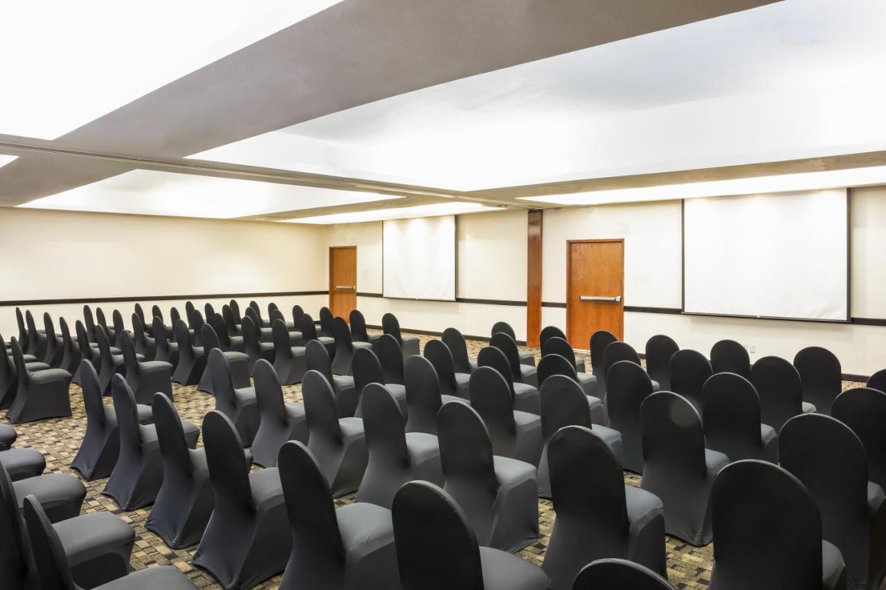 Hotel Fiesta Express Oriente 4*