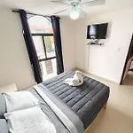 Casa De Las Lomas 3Br - 2 Bathroom - Free Parking