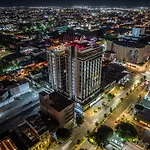 Hotel Real Plaza