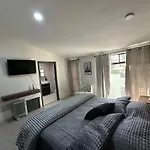 Santa Madre B&B