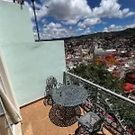 Casa Del Arbol