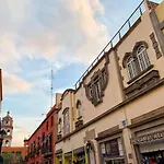 11:11 Hostal - Centro SLP -Templanza