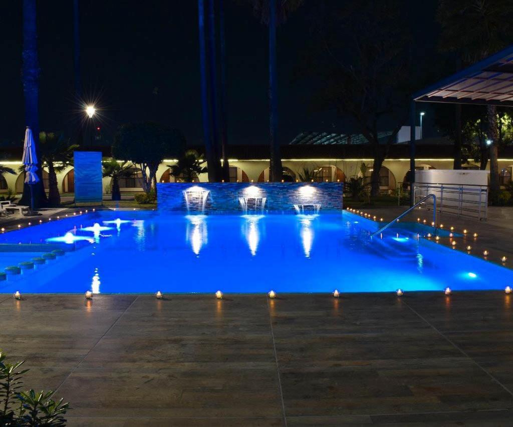 Sand's San Luis 3*