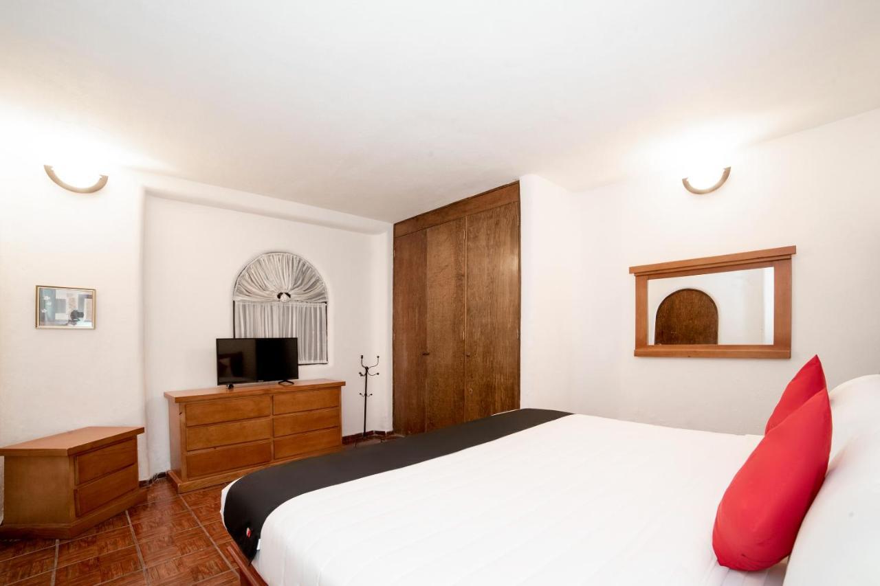 Capital O Next Yard & Suites Tequisquiapan Hotel
