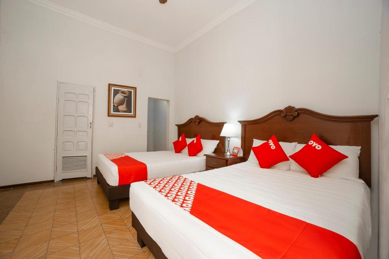 Oyo Zaragoza Hotel 2*