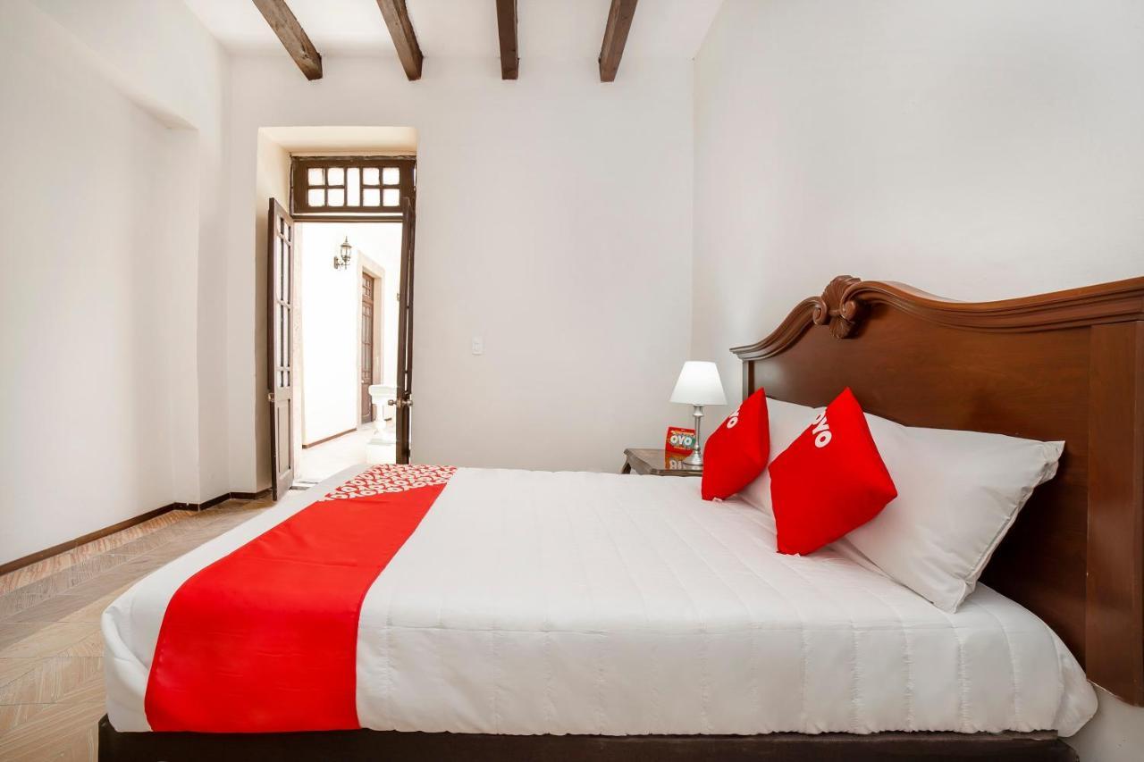 Oyo Zaragoza Hotel