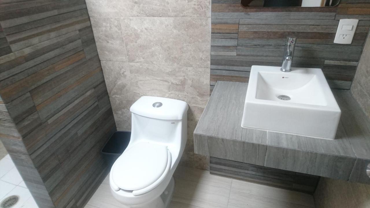 Hotel Central Hotel 3*
