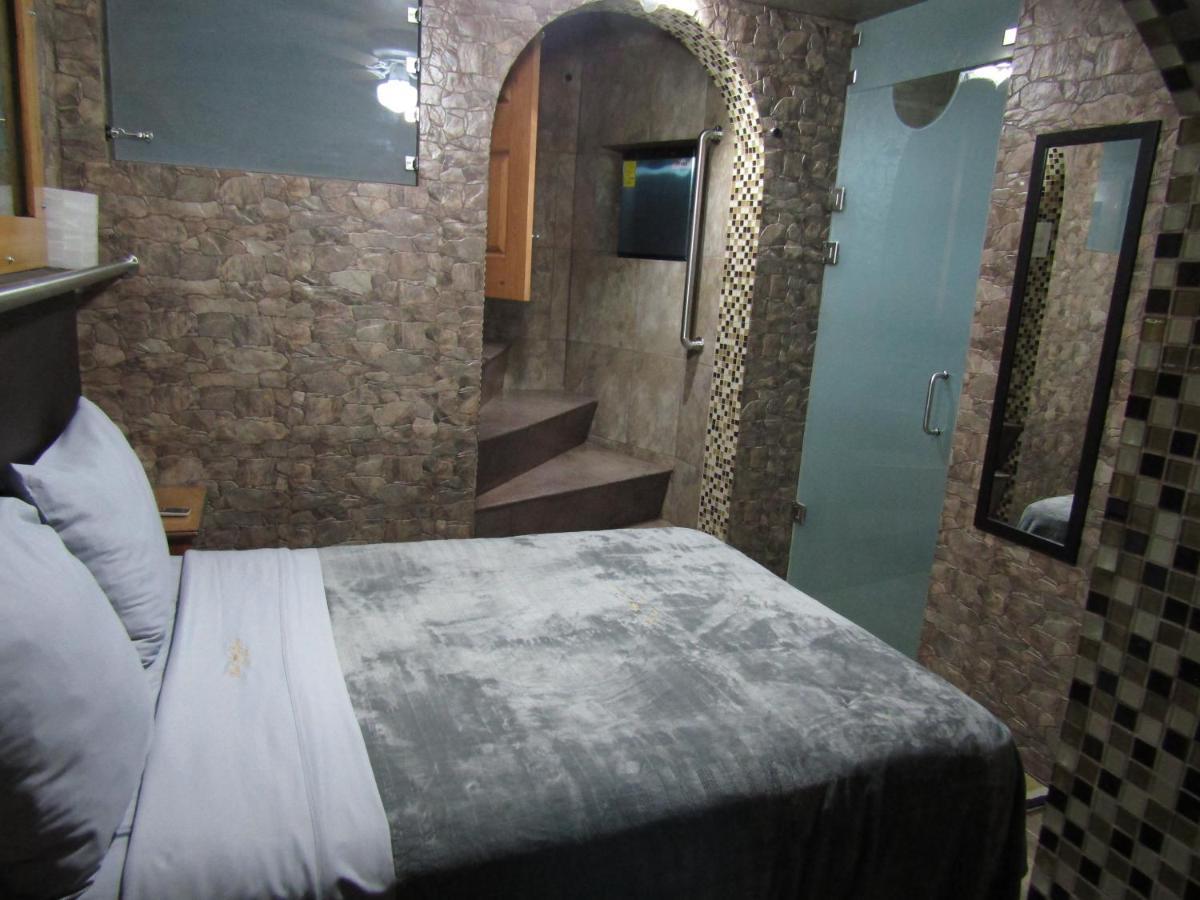 1973 Hotel San Luis Potosi