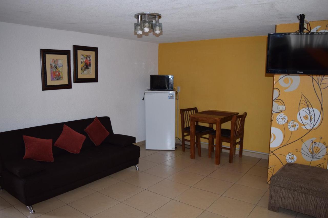 Santa Lucia Del Bosque Hotel
