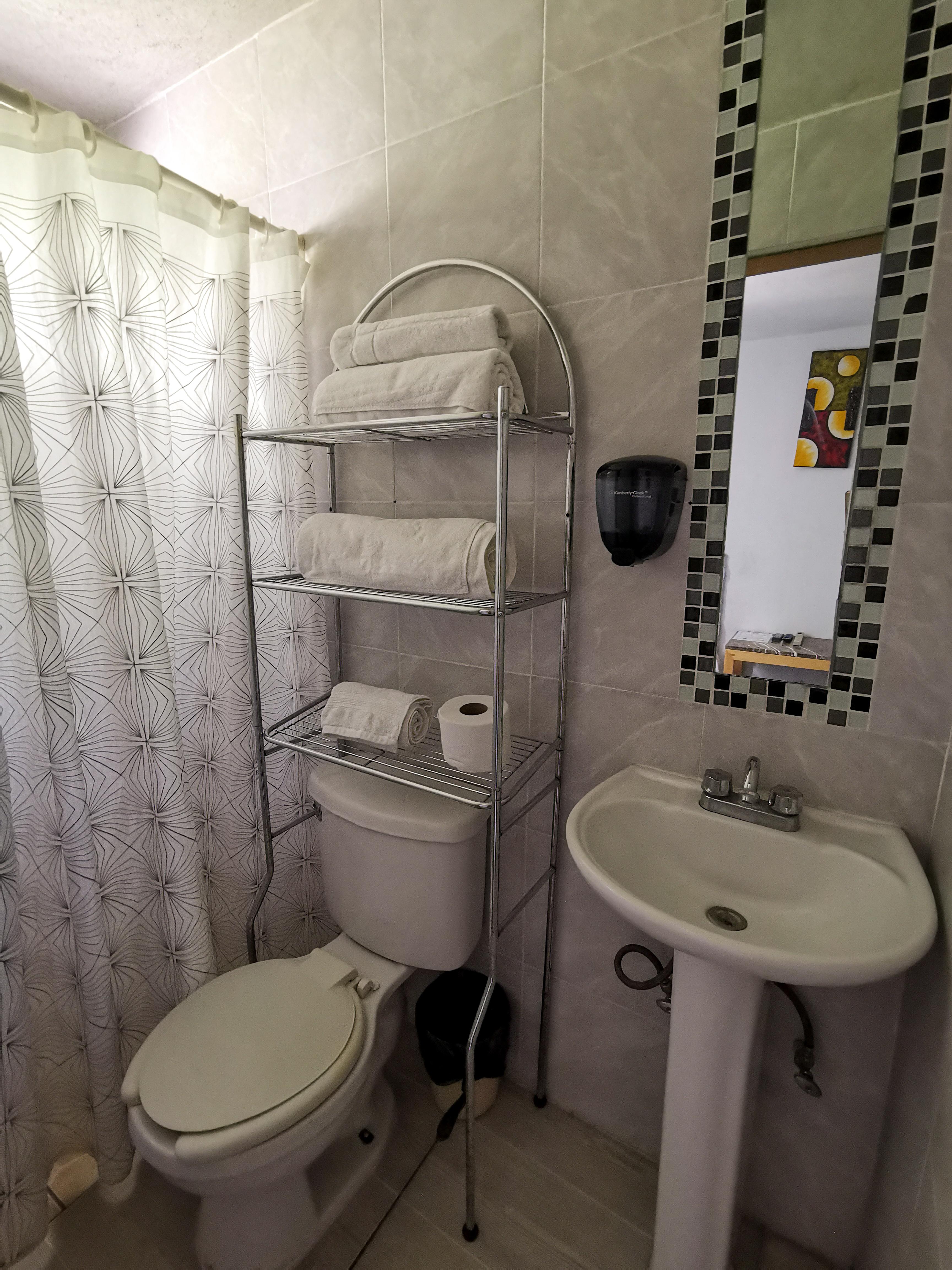 Ejecutivas Kenzi Apartamento