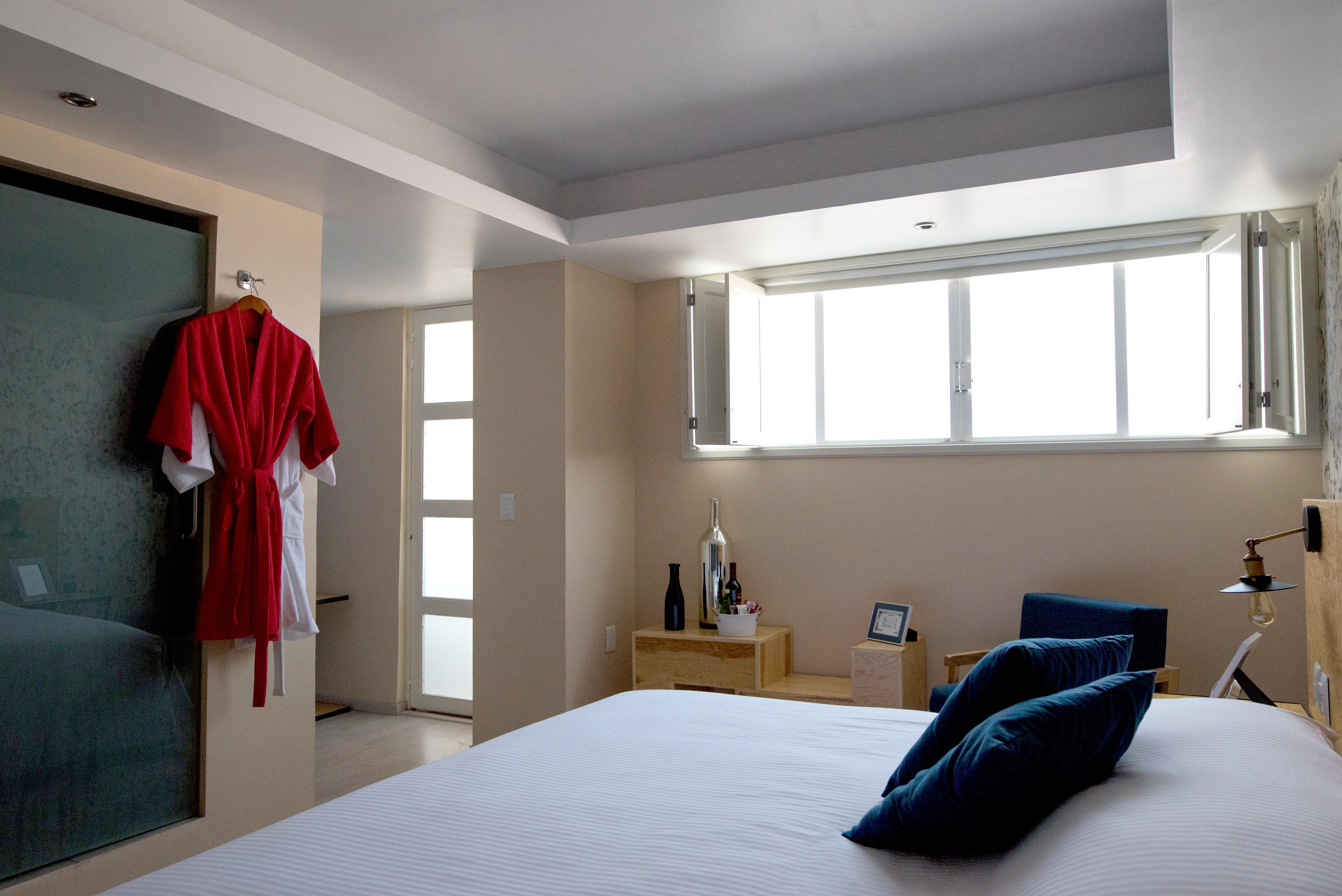 Hotel Santosi 3*