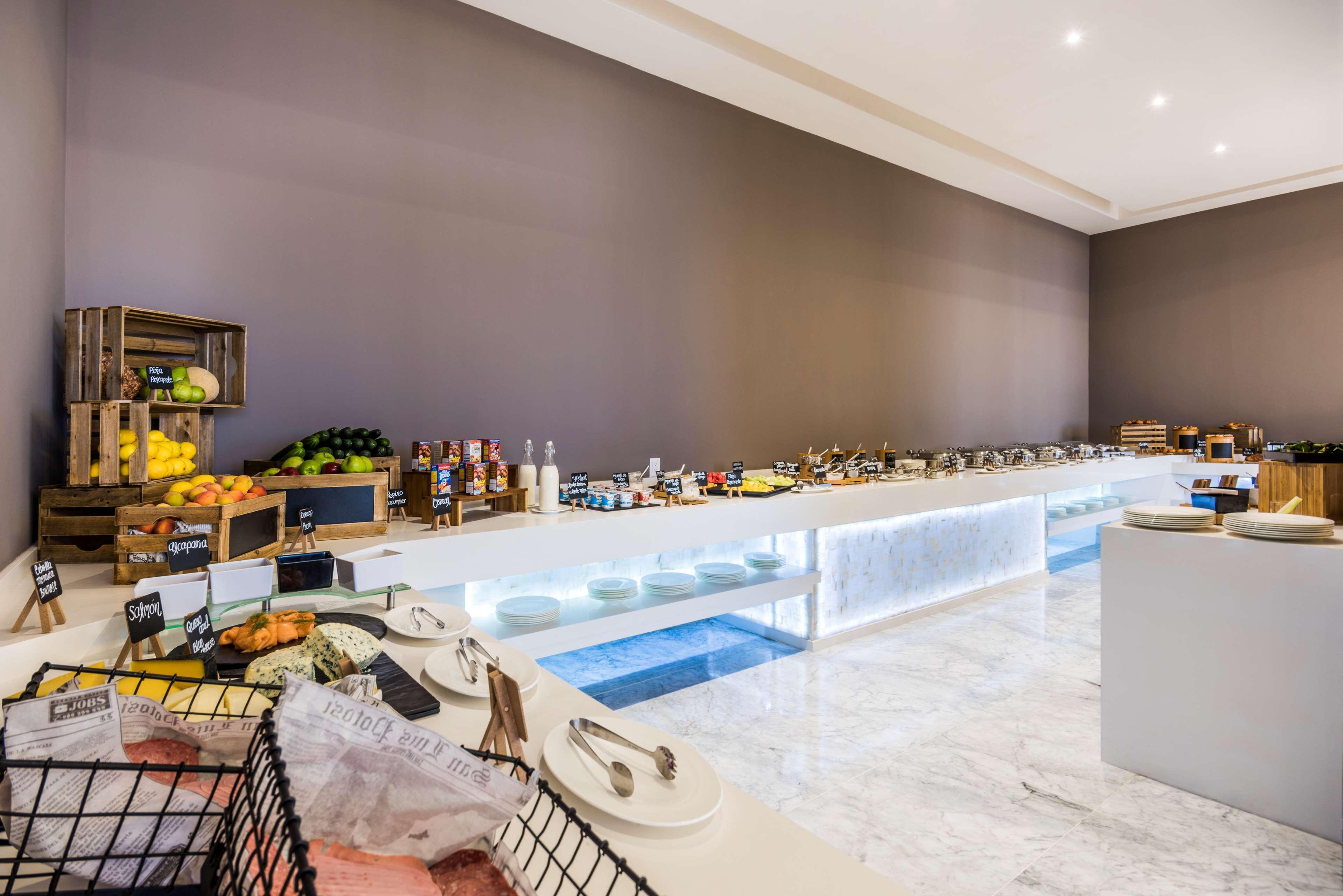 Hyatt Regency 5*