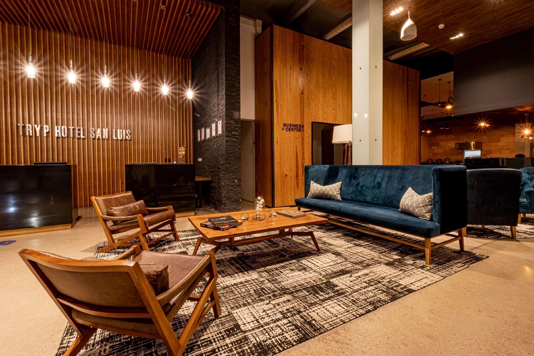 Tryp By Wyndham Hotel