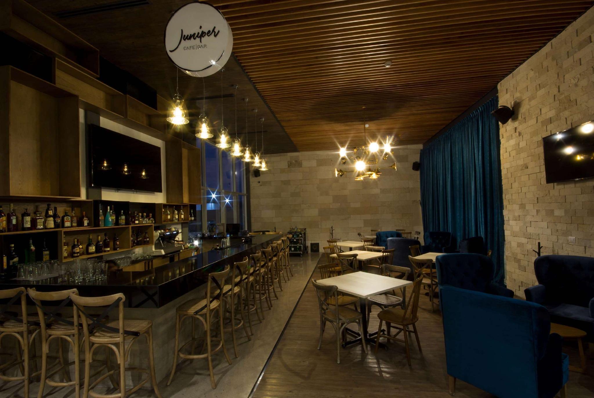 Hotel Tryp By Wyndham 4*