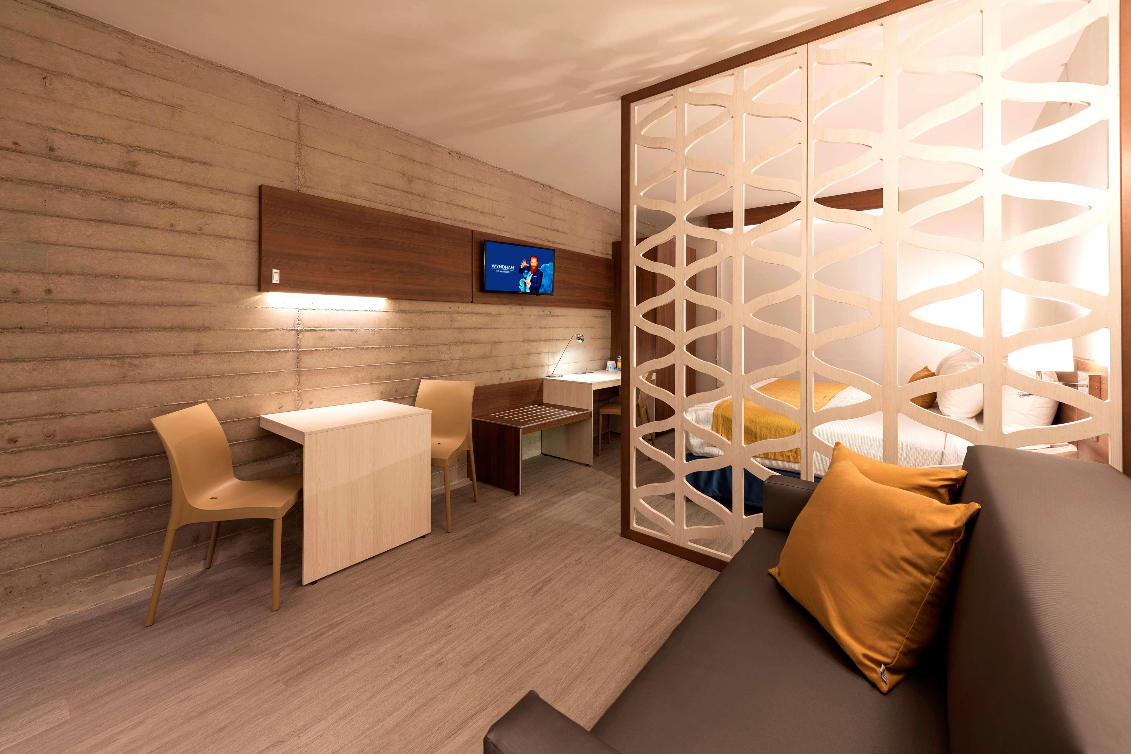 Microtel & By Wyndham 3*
