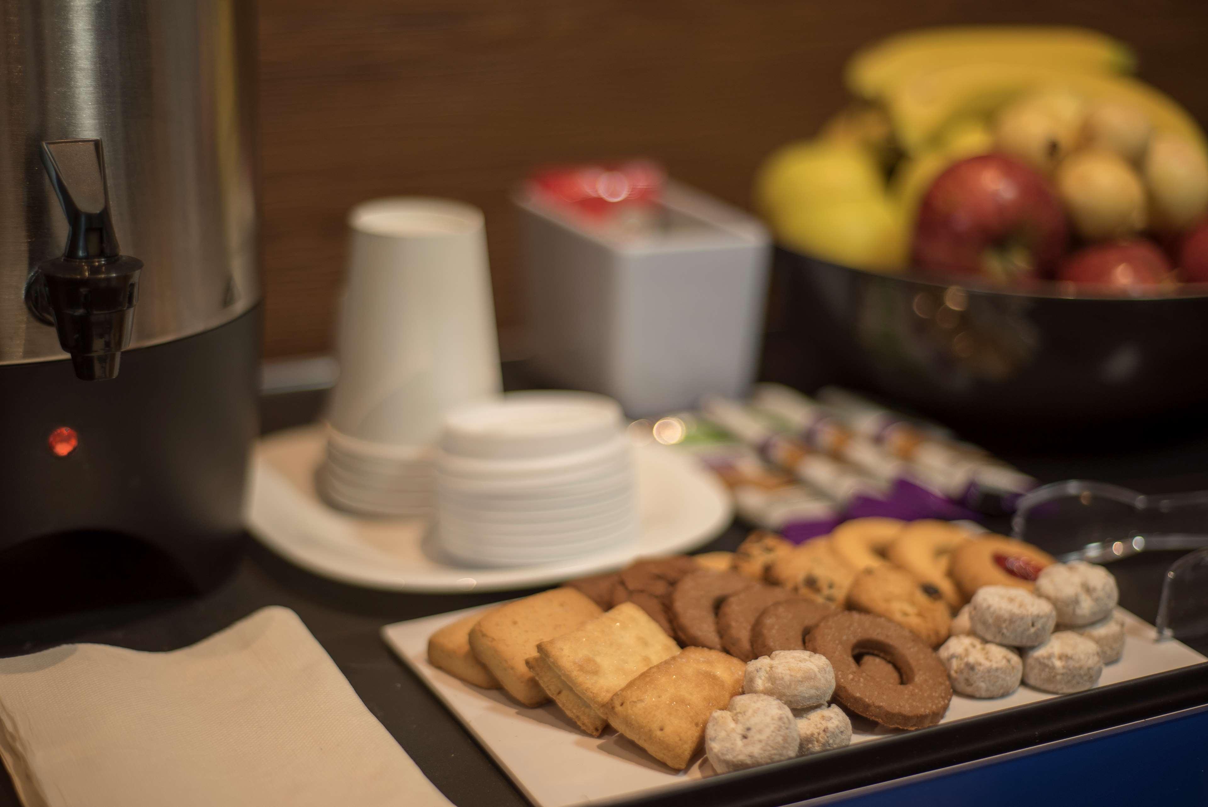 Hotel Microtel & By Wyndham 3*