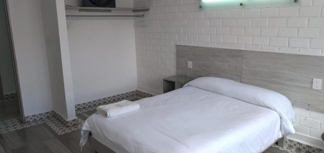 Insurgentes Hotel 2*