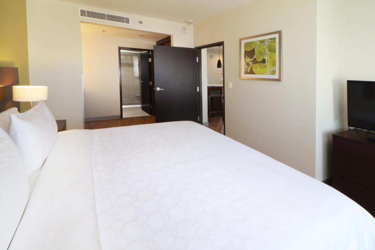 Staybridge By Ihg Hotel